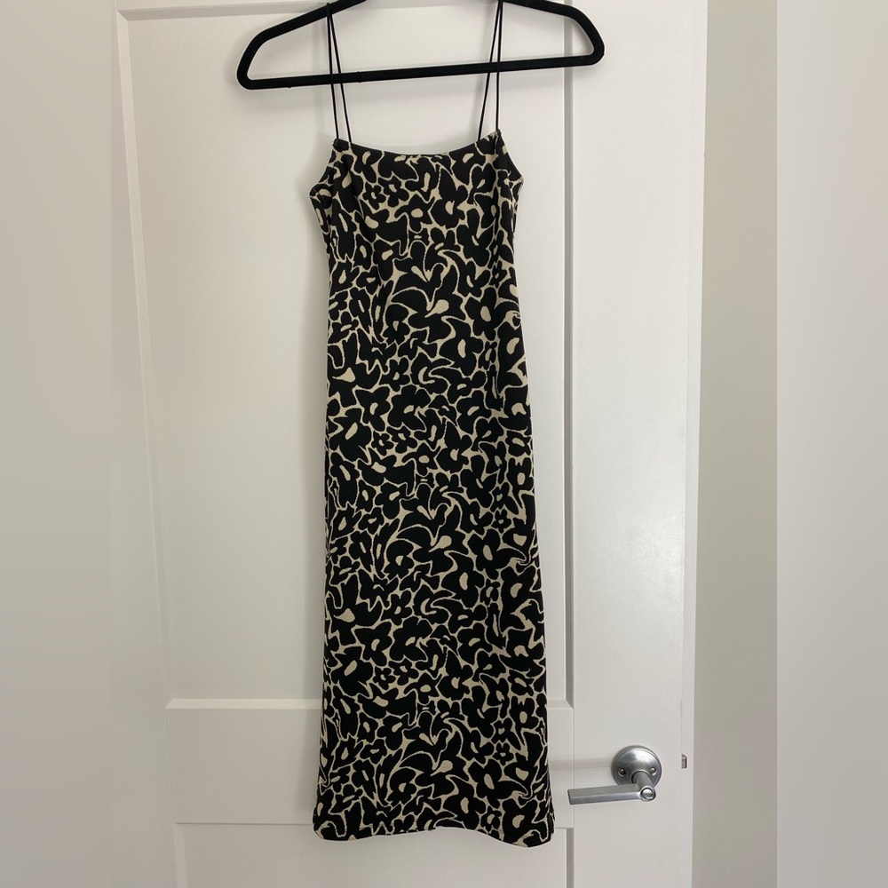 ZARA FLORAL JACQUARD DRESS
